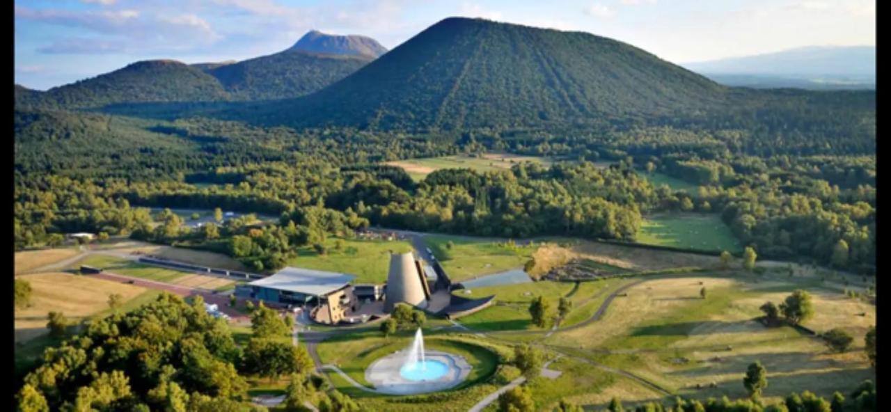 Un Havre De Paix à La Campagne Près Vulcania La Goutelle